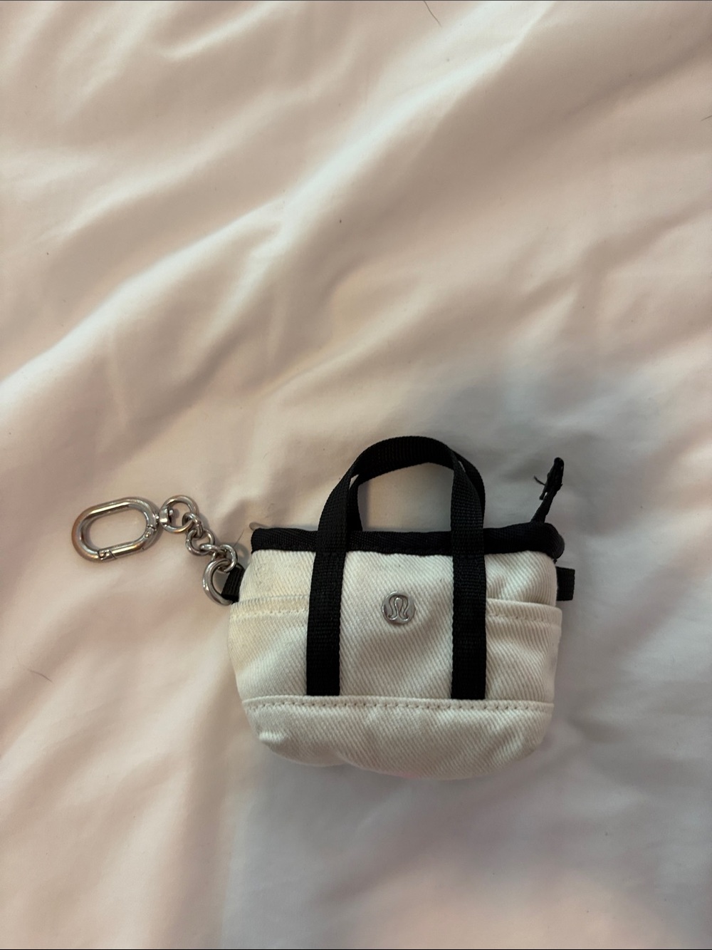 lululemon athletica White and Black Key/Card Holder Mini Tote